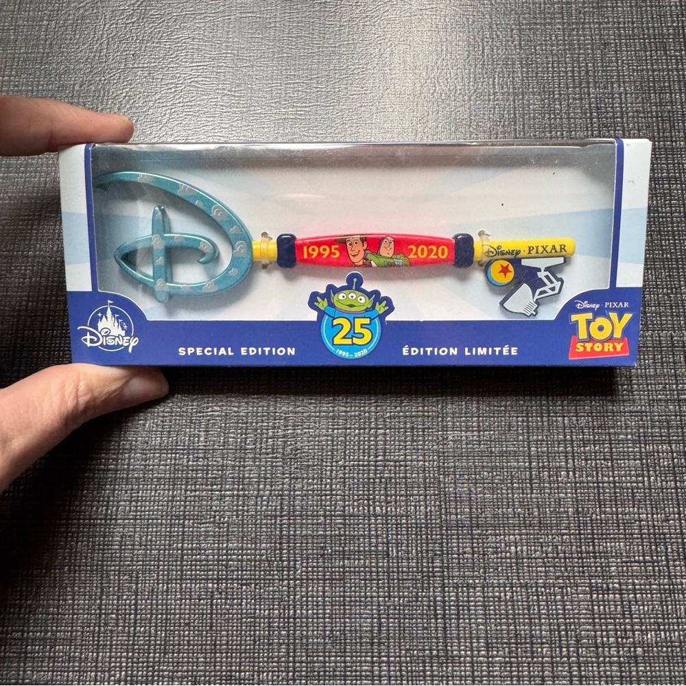 Disney Pixar Toy Story 25th Anniversary Boxed Collectible Key - New